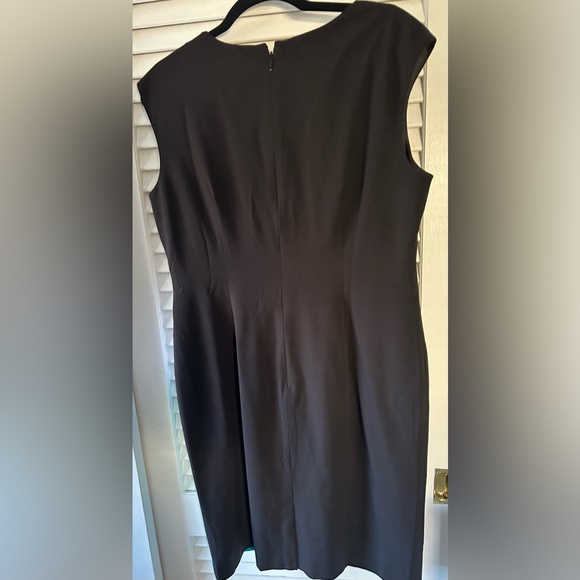 NWT Dana Buchman color block sleeveless dress - Picture 4 of 7